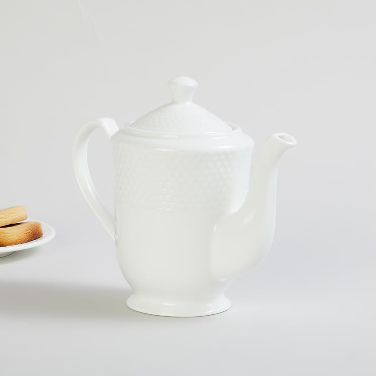 Marshmallow Brook Bone China Tea Pot