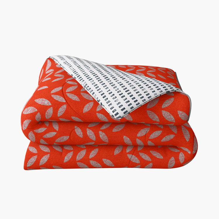 PORTICO Hashtag Red Printed Cotton Single Comforter - 152x220cm