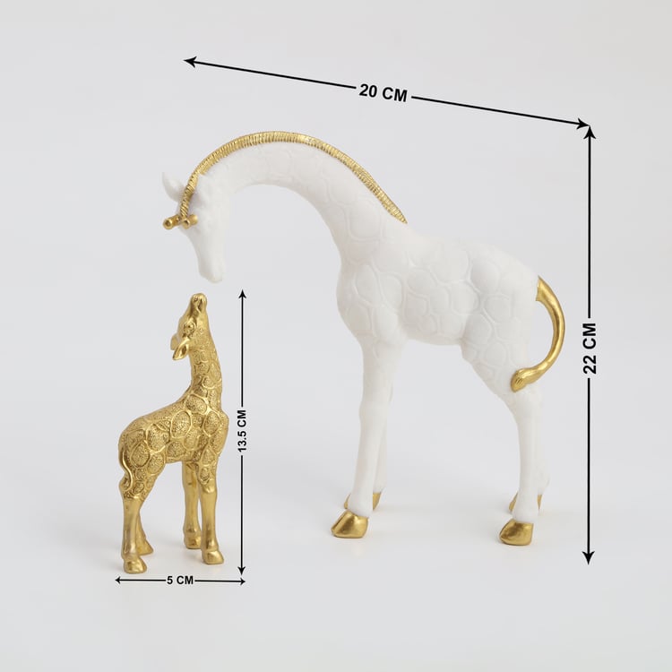 Magnus Polyresin Giraffe and Calf Figurine