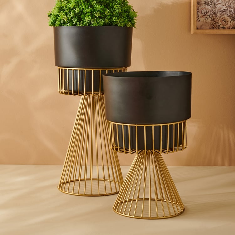 Gloria Metal Planter with Conical Stand