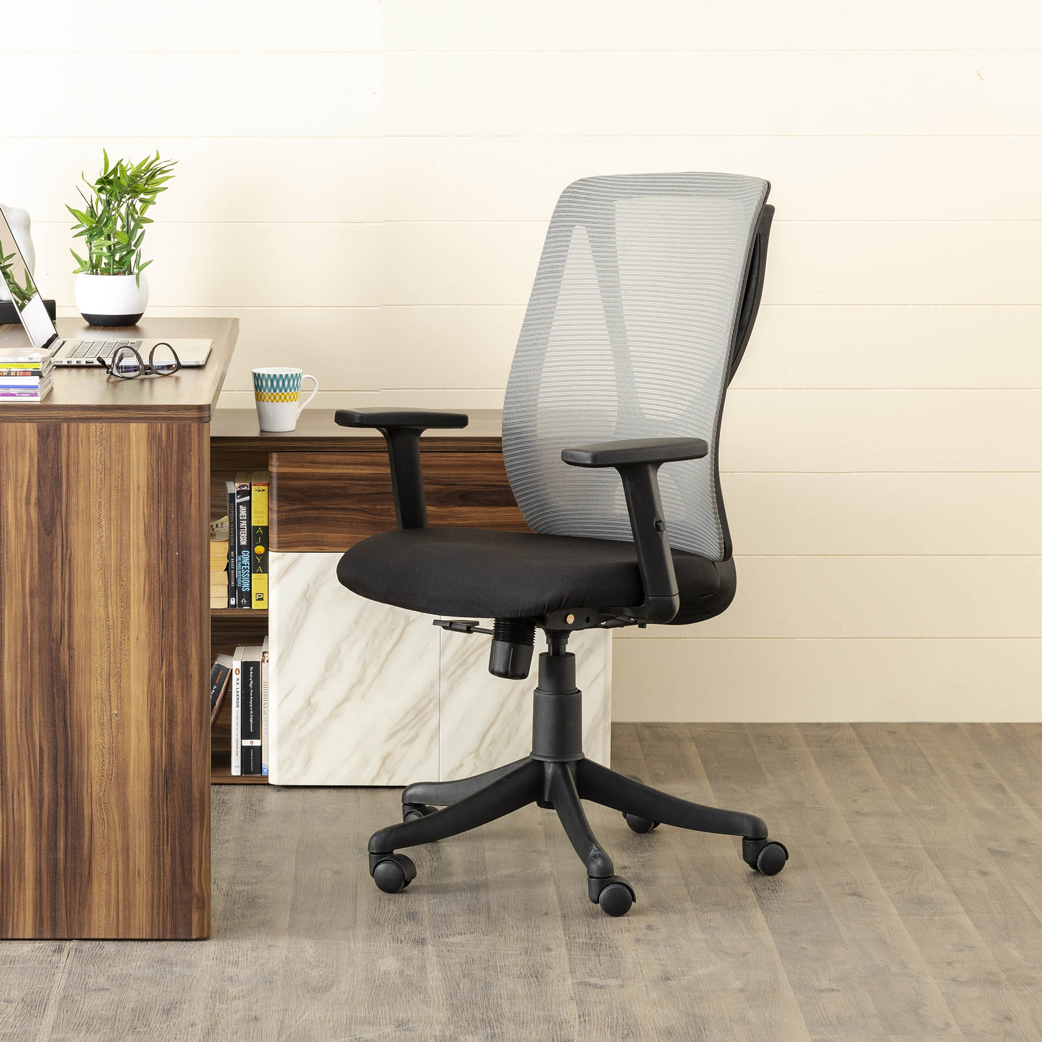 Quadro Aero Mesh Medium Back Office Chair - Grey